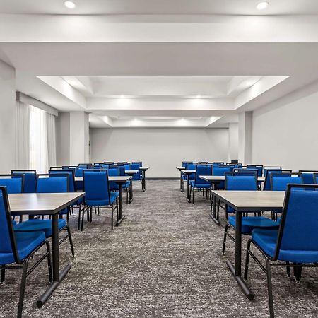 Spark By Hilton Catoosa Tulsa Hotel Exterior photo